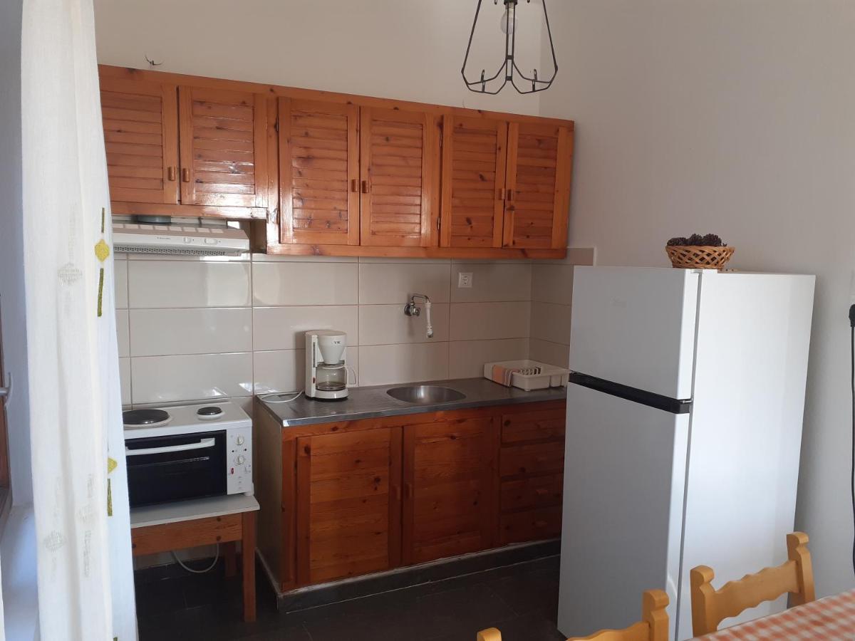 Porto Heli Apartments ปาเลกาสตรอน ภายนอก รูปภาพ