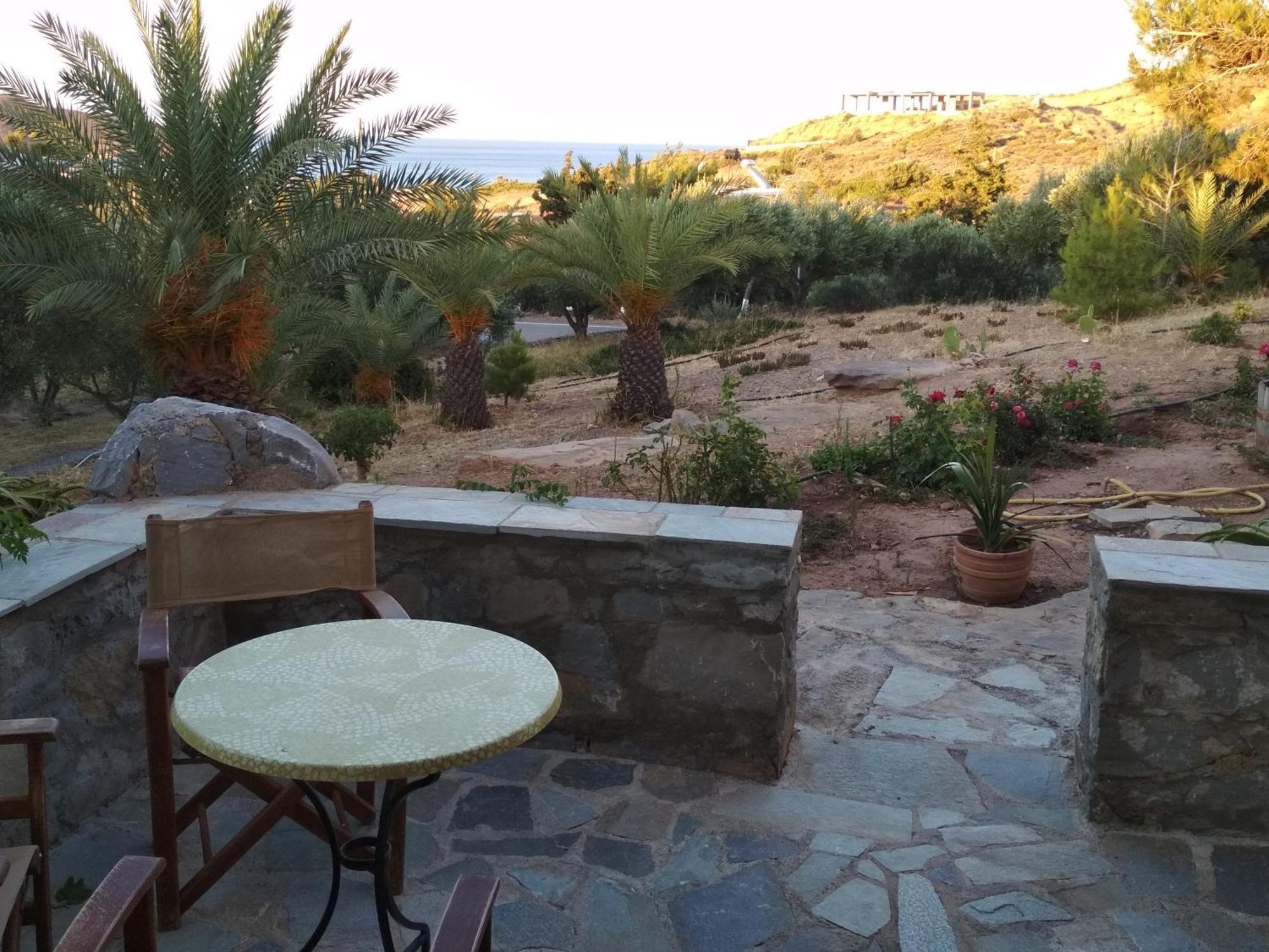 Porto Heli Apartments ปาเลกาสตรอน ภายนอก รูปภาพ