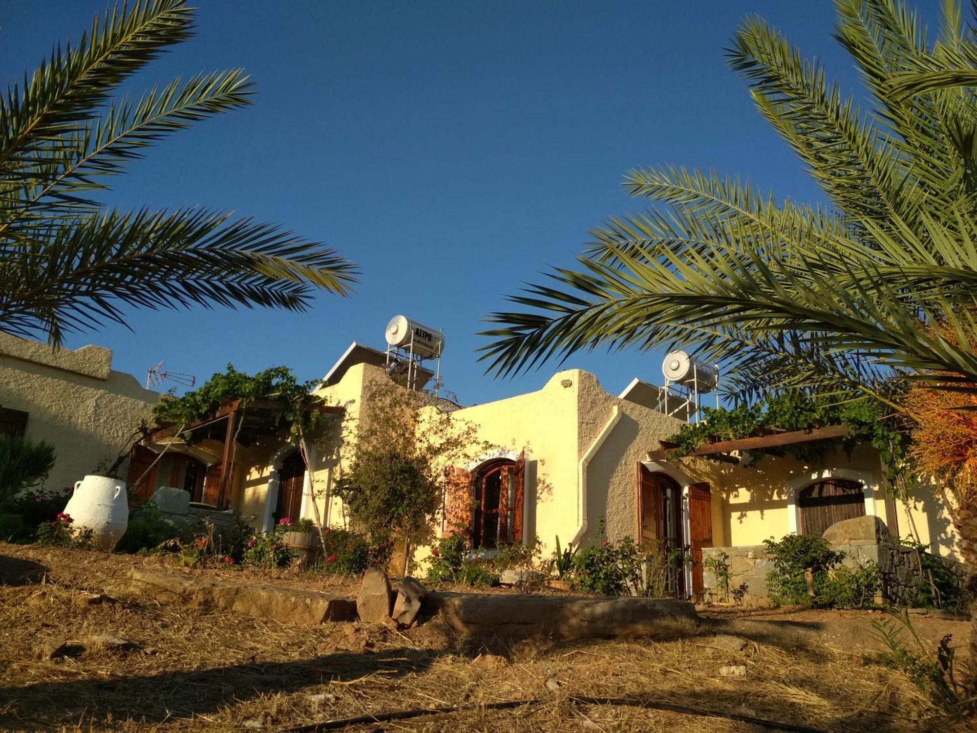 Porto Heli Apartments ปาเลกาสตรอน ภายนอก รูปภาพ