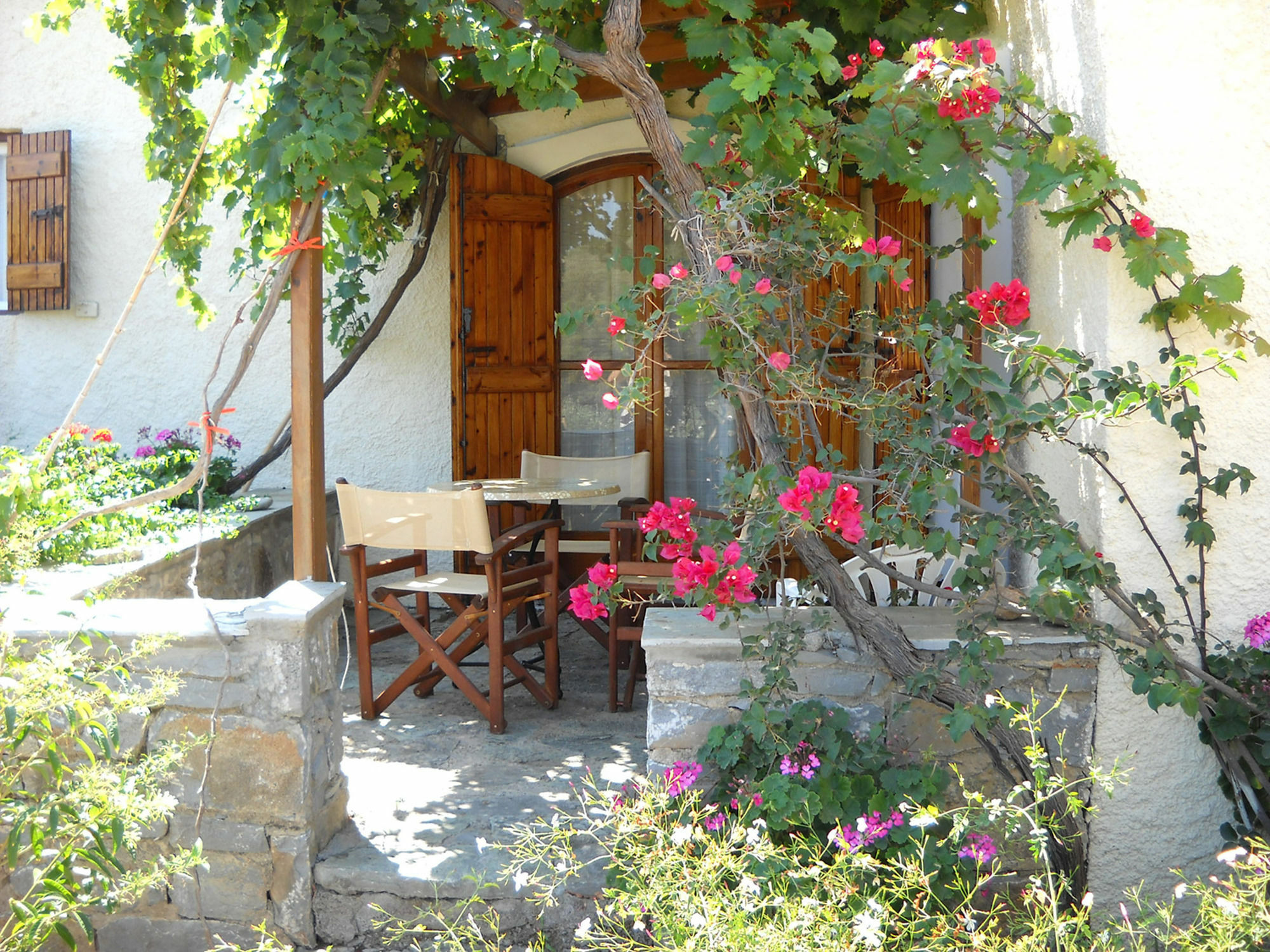 Porto Heli Apartments ปาเลกาสตรอน ภายนอก รูปภาพ